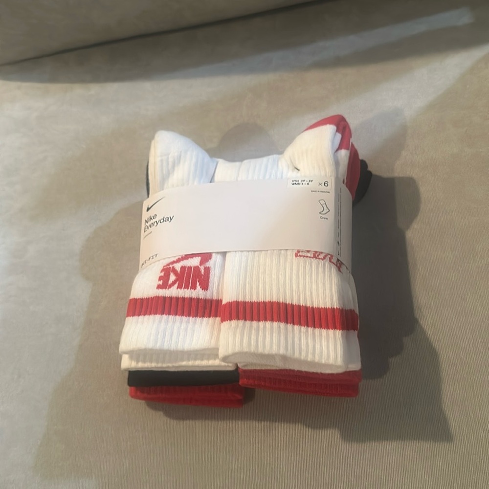 ❌SOLD❌ Nike Everyday Socks